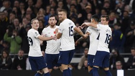 6 Pemain Tottenham Dikabarkan Positif Covid-19