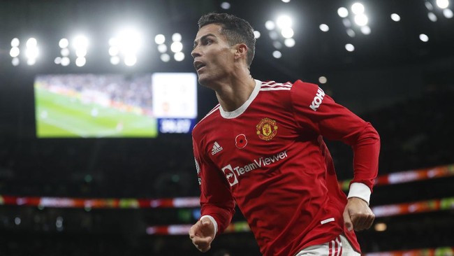 Penggantian Harry Maguire dengan Cristiano Ronaldo di Manchester United disebut menjadi salah satu solusi guna meredakan kisruh di kubu The Red Devils.