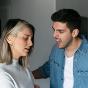 Cerita Perempuan Korban Kekerasan: Kirain Dikekang Pasangan Itu Wajar, Lama-lama kok Sakit Sendiri ya?