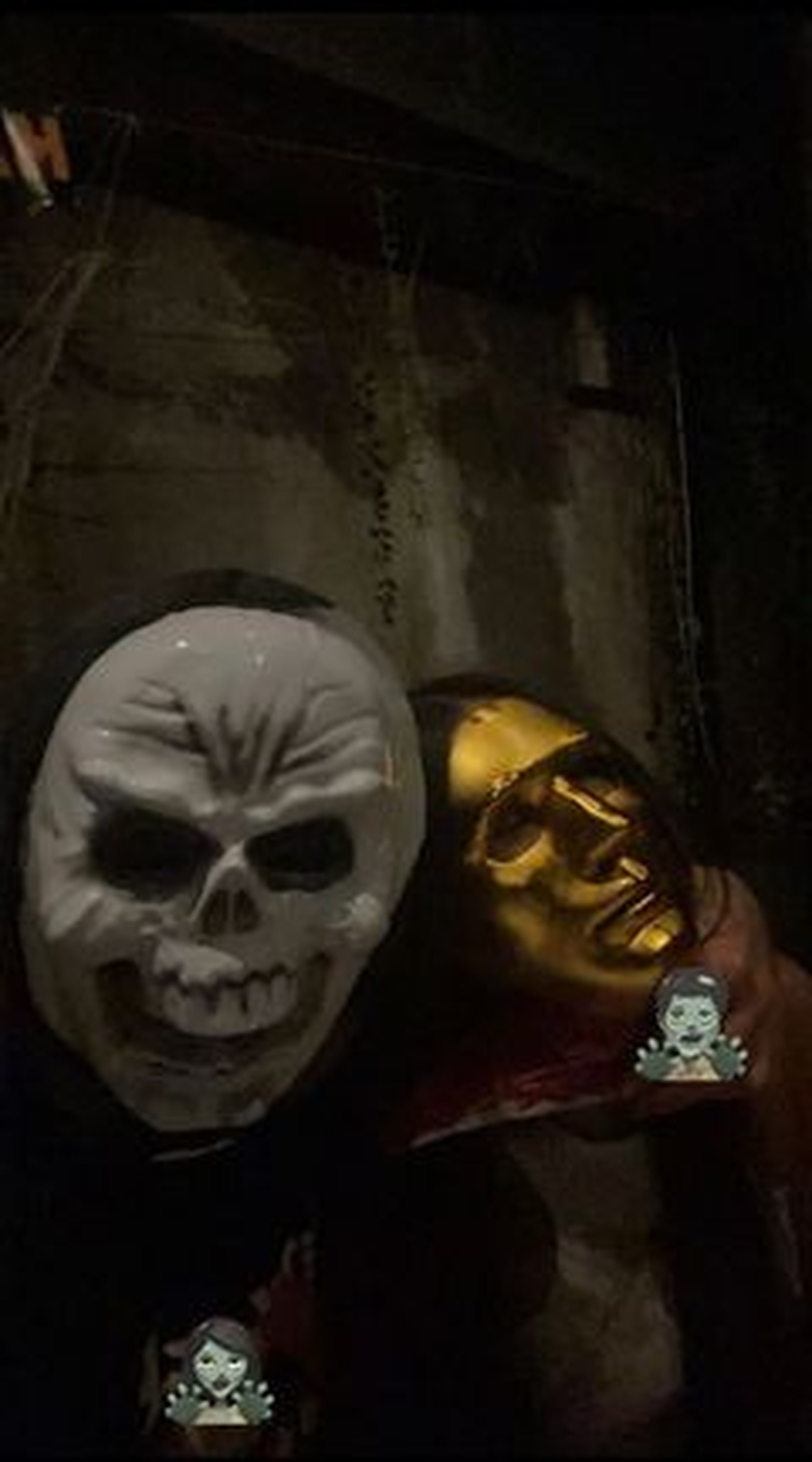 Kedekatan Stefan William dengan seorang bule Inggris bernama Ria Andrews sedang disorot&comma; yuk intip momen halloween mereka&excl;