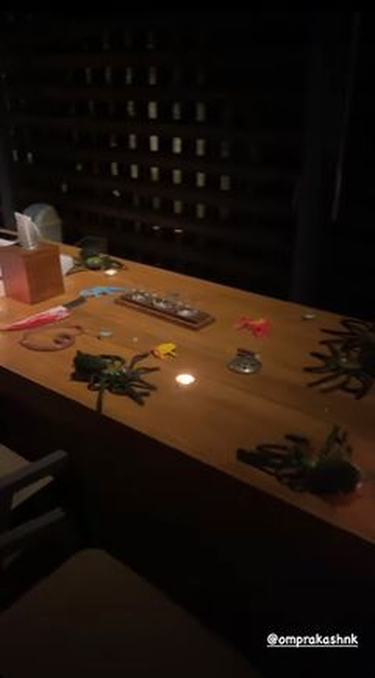 Kedekatan Stefan William dengan seorang bule Inggris bernama Ria Andrews sedang disorot&comma; yuk intip momen halloween mereka&excl;