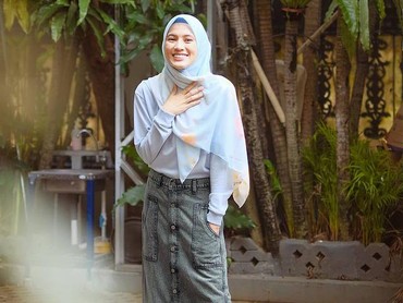 img-title Reaksi Dude Herlino Saat Tubuh Kurus Alyssa Soebandono Disorot