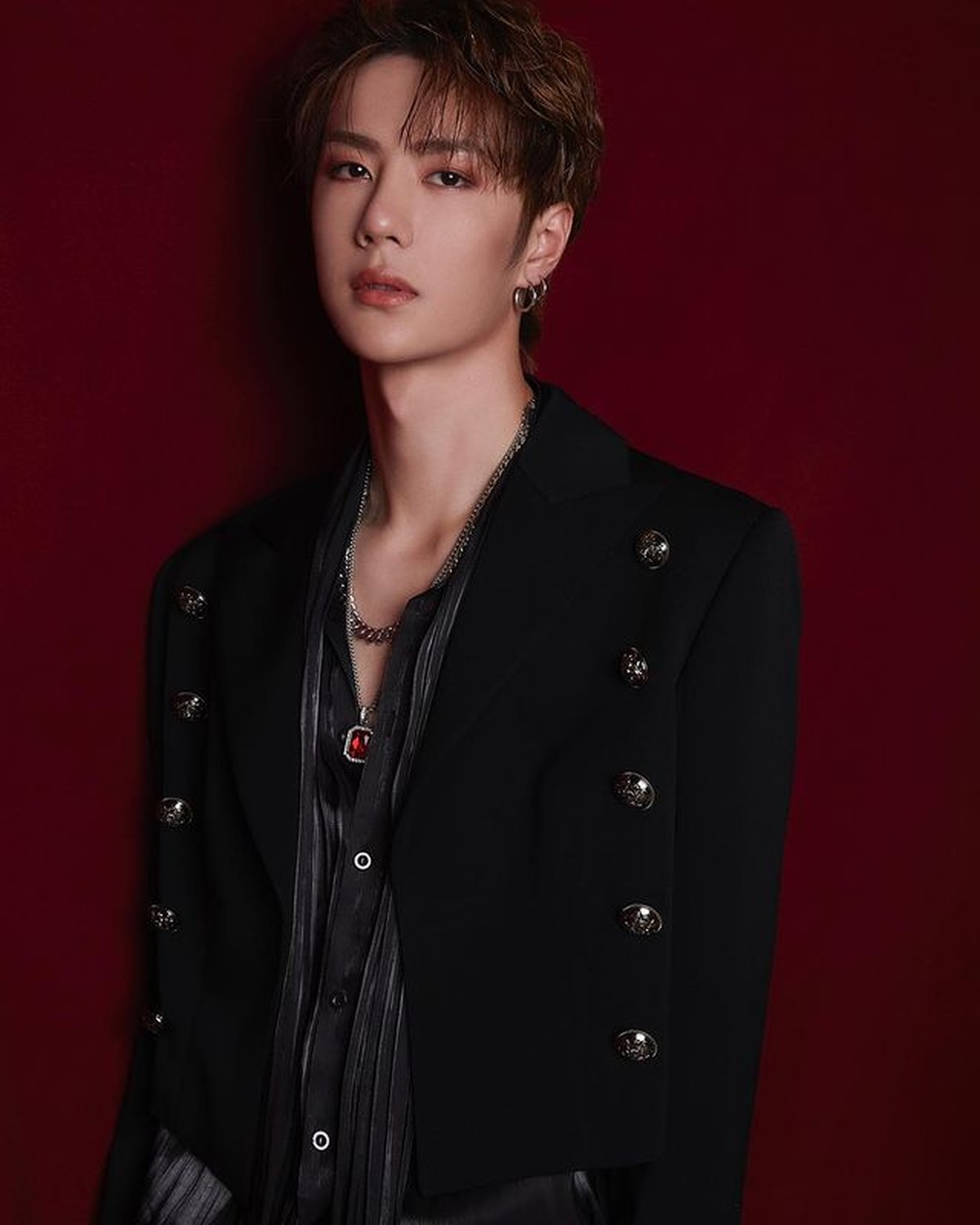 Tak hanya aktor Korea Selatan&comma; deretan aktor tampan dari negeri Tirai Bambu ini juga akan bikin kamu terpesona&period; Yuk intip&excl;