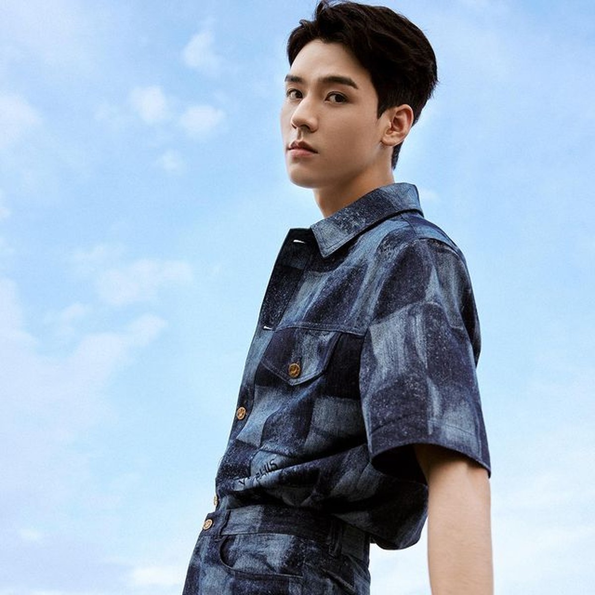Tak hanya aktor Korea Selatan&comma; deretan aktor tampan dari negeri Tirai Bambu ini juga akan bikin kamu terpesona&period; Yuk intip&excl;