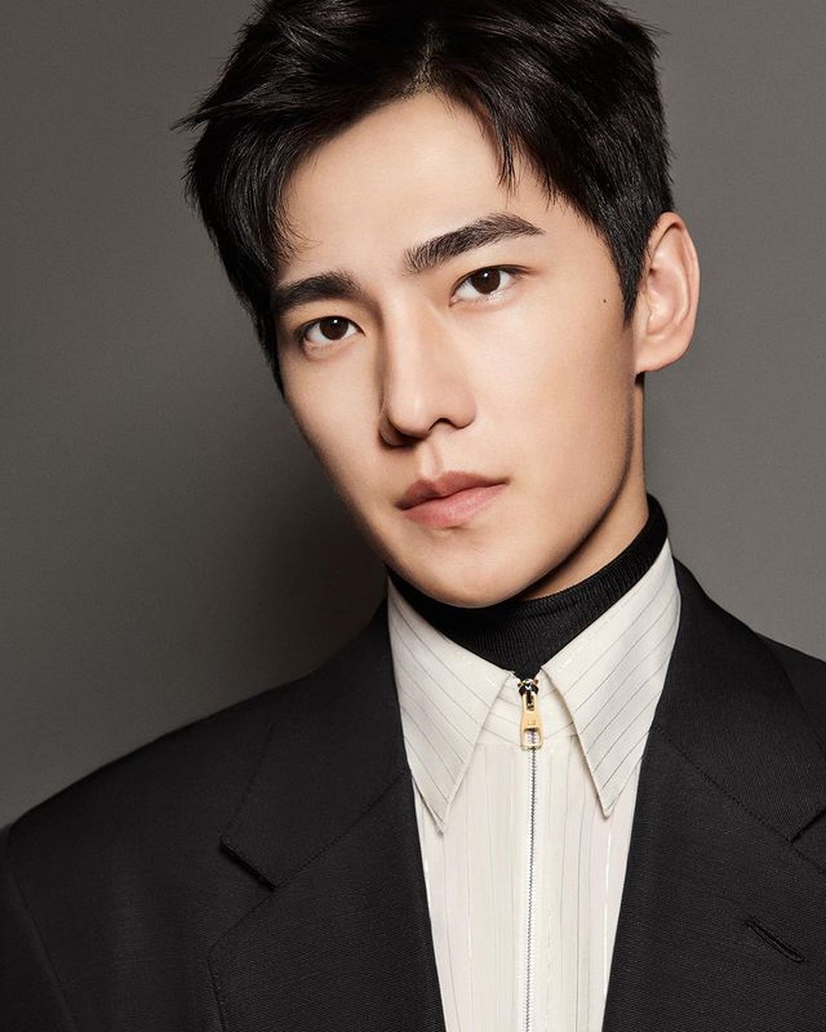 Tak hanya aktor Korea Selatan&comma; deretan aktor tampan dari negeri Tirai Bambu ini juga akan bikin kamu terpesona&period; Yuk intip&excl;