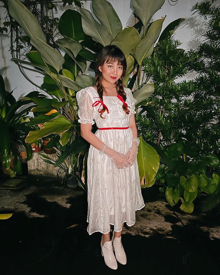 9 Deretan Gaya Unik Artis Indonesia Rayakan Halloween, Tampil Totalitas! Deretan Gaya Unik Artis Indonesia Rayakan Halloween, Tampil Totalitas!
