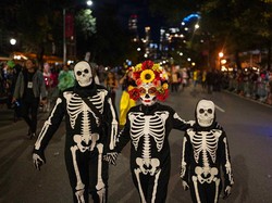 20 Ide Kostum Halloween Simpel untuk Pria dan Wanita, Bisa untuk yang Berhijab 20 Ide Kostum Halloween Simpel untuk Pria dan Wanita, Bisa untuk yang Berhijab