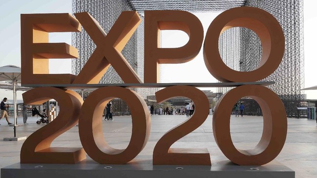 Pemprov Jabar menggunakan ajang Dubai Expo 2020 untuk mengenalkan produk Jabar dan menggeliatkan perekonomian di tengah pandemi.