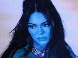 Tebal bak Empal, Bibir Kendall Jenner Diledek Netizen Akan Meledak