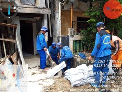 detikcom Do Your Magic: Bikin Banjir Rumah, Got Petamburan III Diperbaiki