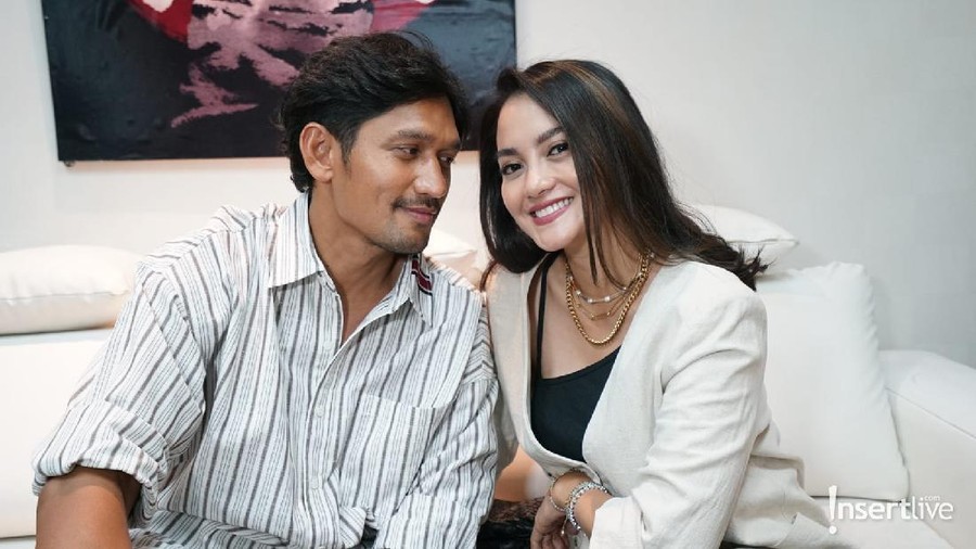 Ibnu Jamil dan Ririn Ekawati Ibnu Jamil dan Ririn Ekawati