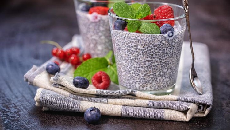 Minum Air Chia Seed Bisa Cepat Turunkan Berat Badan? Begini Faktanya Minum Air Chia Seed Bisa Cepat Turunkan Berat Badan? Begini Faktanya