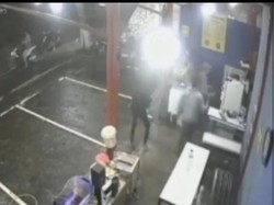 Viral Gengster Serang-Jarah Kotak Amal di Tempat Steam Motor Jaksel