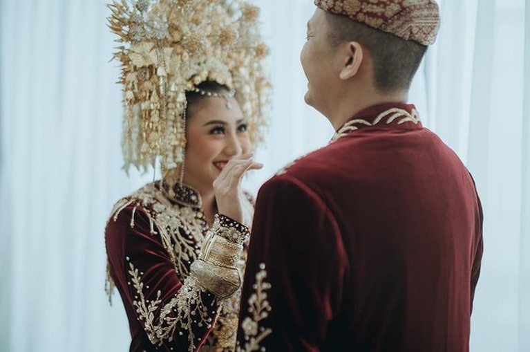 Adik Nikita Willy, Winona Willy sebentar lagi akan menikah. Preweddingnya berbagai tema mencuri perhatian. Yuk intip!