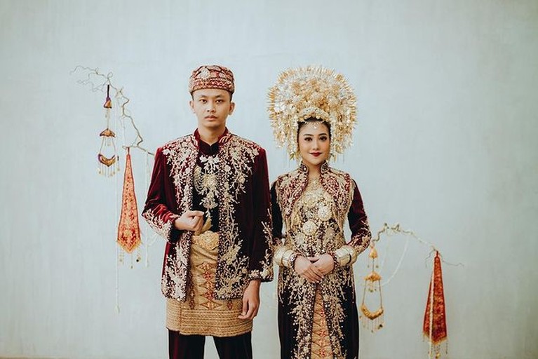 Segera Menikah, 8 Prewedding Winona Willy dengan Tema Adat hingga Modern Adik Nikita Willy, Winona Willy sebentar lagi akan menikah. Preweddingnya berbagai tema mencuri perhatian. Yuk intip!