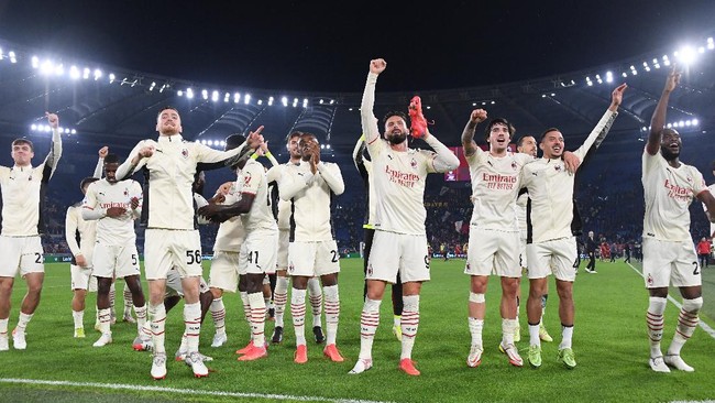 AC Milan menghadapi duel hidup-mati lawan Liverpool. Berikut syarat Milan bisa lolos ke 16 besar Liga Champions.