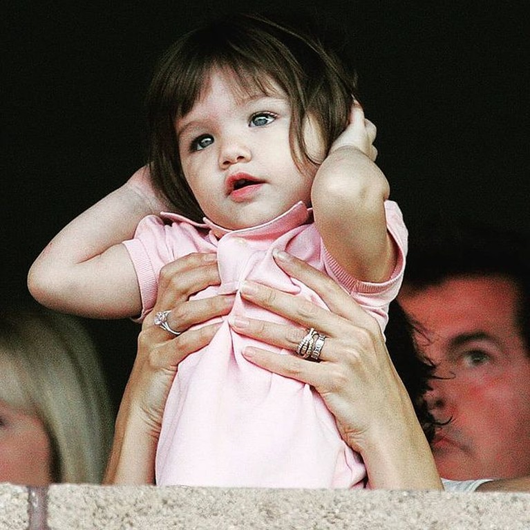 9 Transformasi Suri Cruise Putri Cantik Tom Cruise yang Beranjak Dewasa Putri Tom Cruise dan Katie Holmes, Suri Cruise jadi sorotan sejak lahir. Ia tumbuh menjadi gadis cantik. Yuk intip transformasinya!