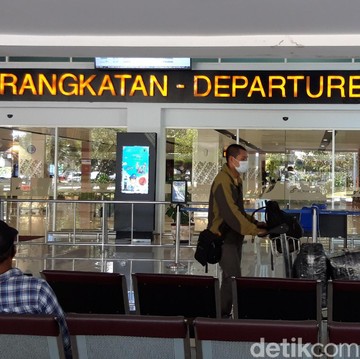 Aturan Perjalanan Domestik Tak Lagi Butuhkan Tes PCR dan Antigen, Menurut Ahli Ini Risikonya!