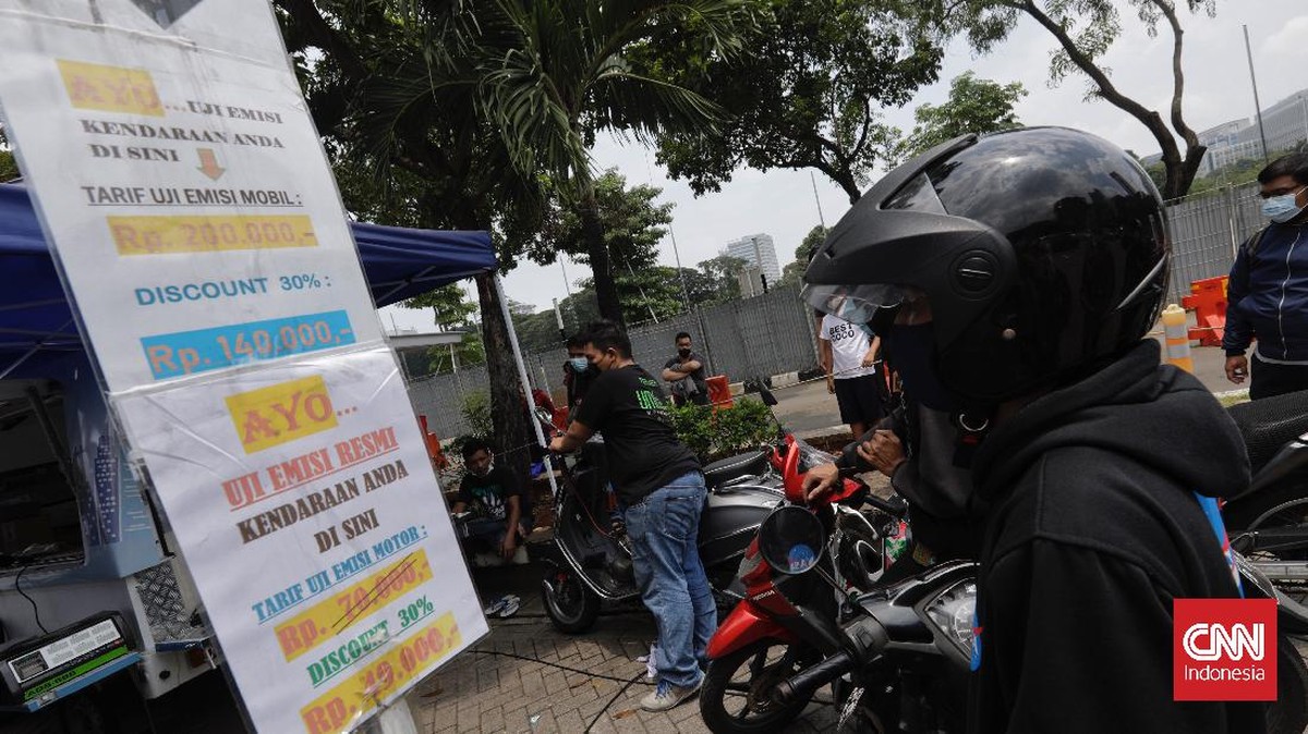 FOTO: Uji Emisi Kendaraan di Monas Sebelum Tilang 13 November