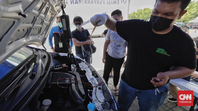 Polisi menyebut mengedepankan sosialisasi ketimbang pemberian sanksi tilang bagi kendaraan bermotor yang belum melakukan uji emisi.