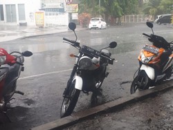 Waspada, BMKG Prediksi Jawa Timur akan Diguyur Hujan di Siang Hari