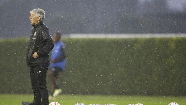 Pelatih Atalanta, Gian Piero Gasperini, menilai Manchester United adalah kesebelasan yang membingungkan karena dalam 90 menit bisa mengubah permainan.