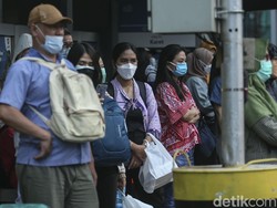 Liburan Akhir Tahun saat Kasus COVID Naik Lagi, Dokter Ingatkan Pakai Masker