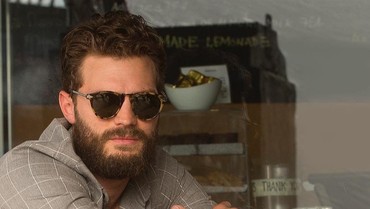 Jamie Dornan '50 Shades of Grey' Ngaku sebagai Tukang Kebun Saat Kencan