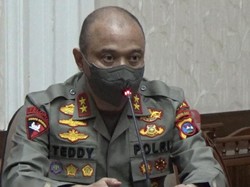 Kapolri Tunjuk Irjen Teddy Minahasa Jadi Kapolda Jatim Baru
