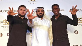 Kisah Seedorf Bergaul dengan Khabib hingga Masuk Islam