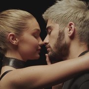 Telah Lama Putus, Zayn Malik Tetap Ciptakan Lagu untuk Gigi Hadid dan Khai