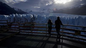 FOTO: Gletser Purba di Argentina Terancam Meleleh