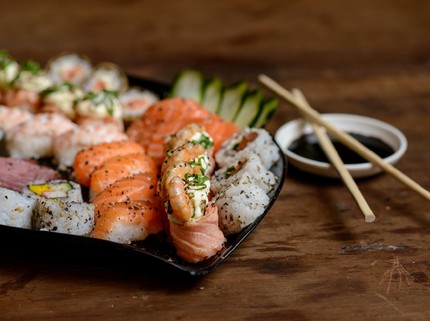 9 Resep Sushi ala Rumahan, Gampang Dibuat untuk Bekal Si Kecil Bun