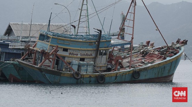 Para nelayan Natuna gerah terhadap aktivitas kapal asing yang seenaknya di perairan Natuna. Mereka bersedia membantu TNI, Bakamla, dan KKP menjaga Natuna.