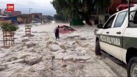 VIDEO: Kota di Bolivia Porak-poranda karena Badai Es