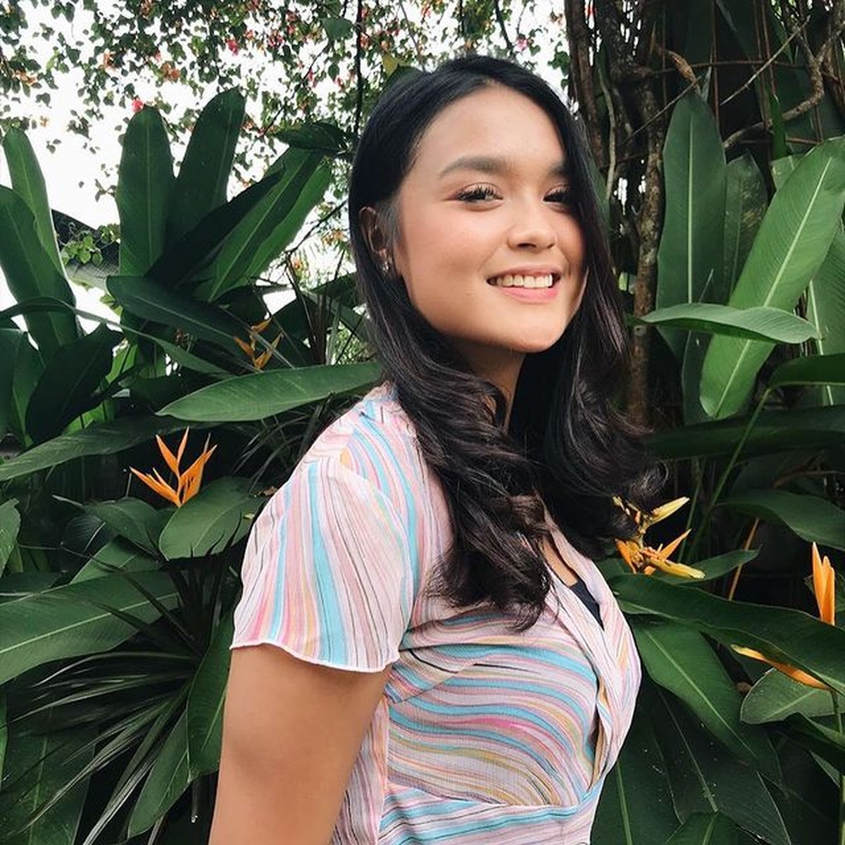 Dunia hiburan Tanah Air sedang berduka atas meninggalnya Hanna Kirana pesinetron yang tengah naik daun&period; Yuk intip&excl;