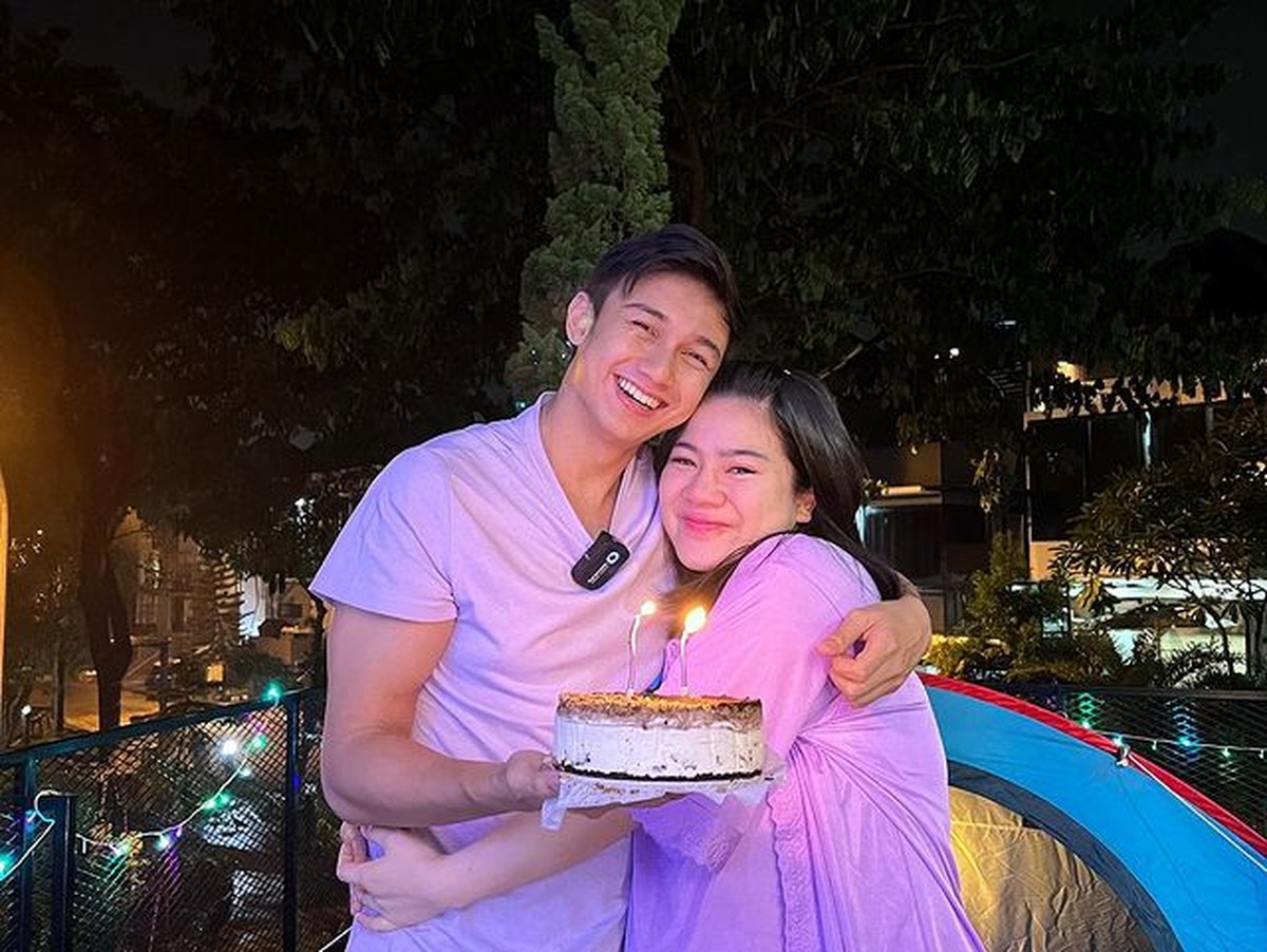 Felicya Angelista mendapat kejutan manis dari sang suami tercinta Hito Caesar di hari ulang tahunnya yang ke 27&period; Yuk intip&excl;