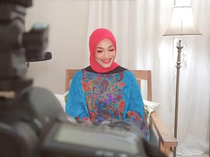 Cara Diet Tika Panggabean dan Dewi Hughes yang Sukses Turunkan BB Lebih dari 25 Kg