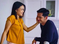 Ilyas Bachtiar Salatkan Jenazah Hanna Kirana