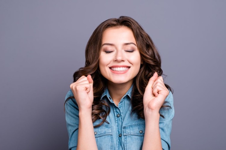 4 Zodiak yang Selalu Beruntung, Hokinya Bagus Bun! Keberuntungan memang tidak selalu hadir ya, Bunda. Namun, berbeda dengan kelima zodiak ini yang justru dikenal paling beruntung. Ada zodiak Bunda enggak, nih?