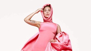 Lady Gaga Tampil di Cover Majalah Vogue Inggris dan Italia, Promosikan Film Terbaru 'House of Gucci'