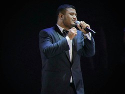 Lirik Lagu Semua Untuk Cinta - Mike Mohede