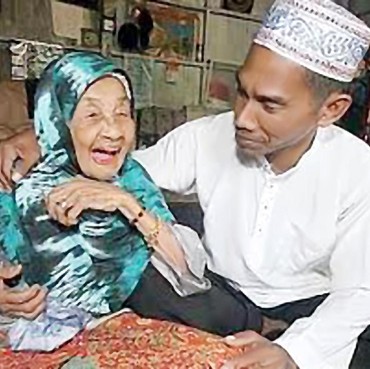 Nenek 100 Tahun Nikahi Pria 70 Tahun Lebih Muda, Ini Rahasianya