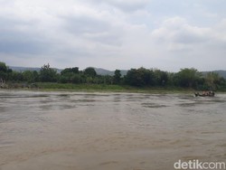 18 Orang Teridentifikasi Jadi Korban Perahu Tambang Tenggelam di Bengawan Solo