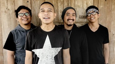 Lirik Lagu Kita dan Ketidakmungkinan - The Rain
