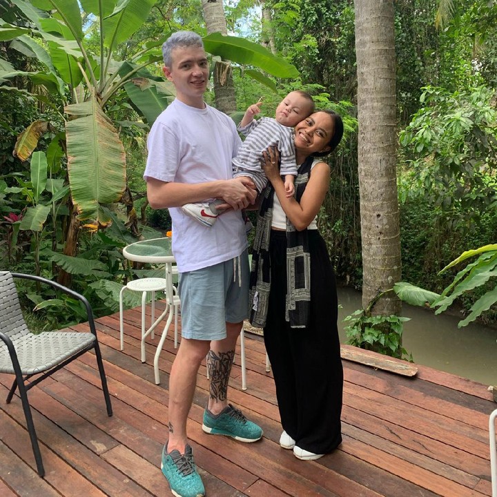 Nikoh oqshomida jinsiy olatim tiqilib qoldi. Yetuk toliq porno