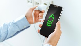 Cara Agar Baterai Hp Awet saat Mudik Lebaran 2024