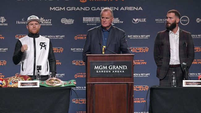 Sebut Canelo Akan Bunuh Plant, Mike Tyson Disindir Caleb Plant menyindir Mike Tyson yang memfavoritkan Saul Canelo Alvarez untuk memenangi duel tinju bersejarah akhir pekan ini.
