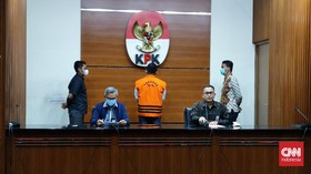 KPK Tahan Eks Anggota DPRD Jambi Tersangka Kasus Ketok Palu