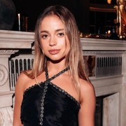 Jarang Terekspos, Lihat Gaya Modis Sepupu Pangeran William Lady Amelia Windsor dengan Berbagai Model Dress